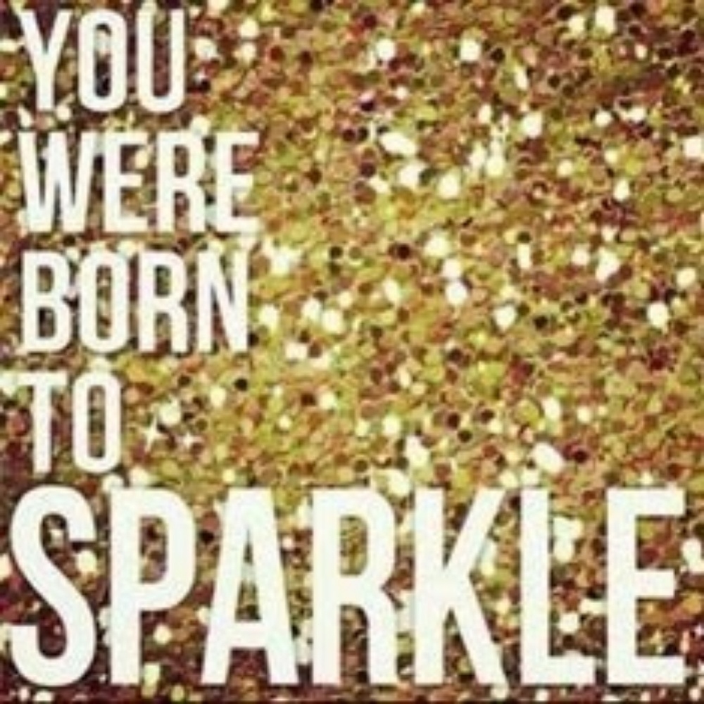 💞🌟POSH GLITTER TOSS 🎉💞